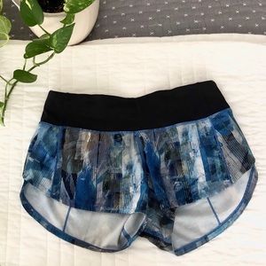 Lululemon Speed Up shorts (size 2) 🍋